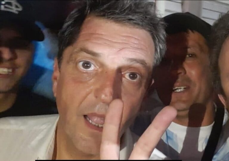 Massa dejó un estado en quiebra para financiar su campaña