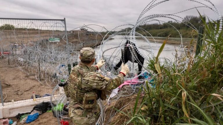 Estados Unidos al borde de la guerra civil Estados Unidos al borde de la guerra civil