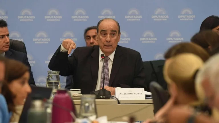 Guillermo Francos anticipó que el Gobierno no coparticipará del impuesto PAIS Guillermo Francos anticipó que el Gobierno no coparticipará del impuesto PAIS