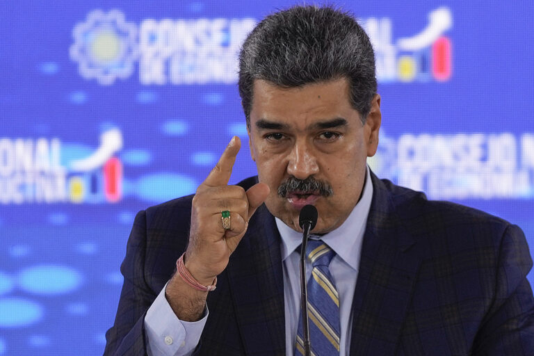 Maduro presenta polémica ley ‘contra el fascismo’ para proscribir a la oposición en Venezuela Maduro presenta polémica ley ‘contra el fascismo’ para proscribir a la oposición en Venezuela