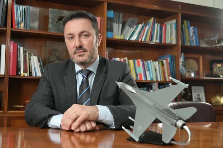 «No violamos la Ley de Seguridad Interior»: Luis Petri, tras autorizar a militares a detener civiles