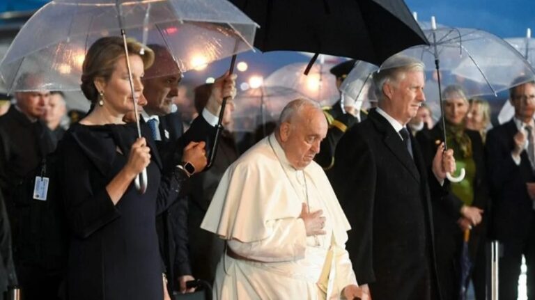 El Papa pidió en Bélgica «perdón» para la Iglesia Católica por los abusos sexuales a menores