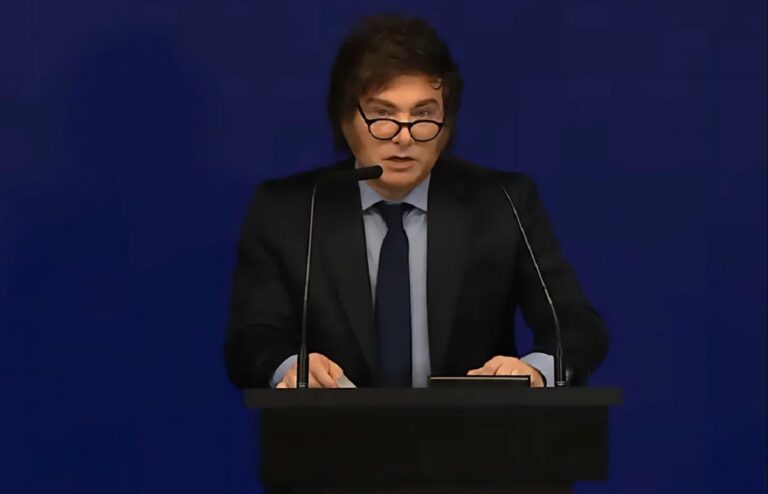 Javier Milei disolvió Vialidad Nacional Javier Milei disolvió Vialidad Nacional