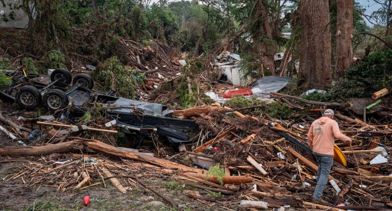 Inundaciones en Texas: 80 muertos y más de 40 desaparecidos