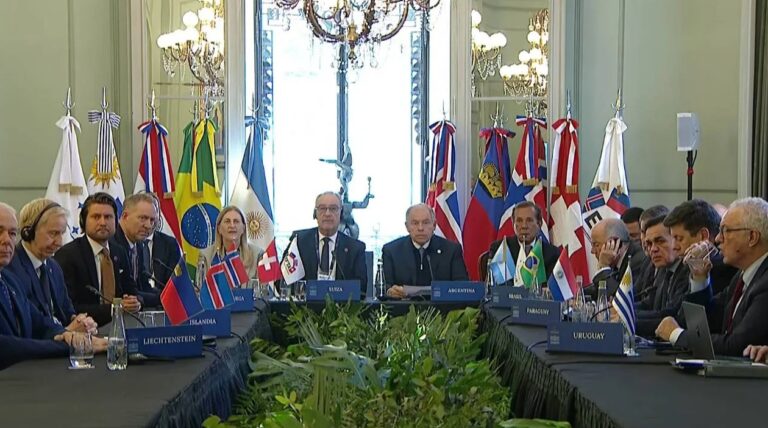 MERCOSUR y EFTA anunciaron un Tratado de Libre Comercio en Buenos Aires MERCOSUR y EFTA anunciaron un Tratado de Libre Comercio en Buenos Aires