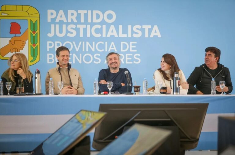 Internas, reproches y desconfianza: así llega el peronismo a un congreso clave para buscar la unidad Internas, reproches y desconfianza: así llega el peronismo a un congreso clave para buscar la unidad